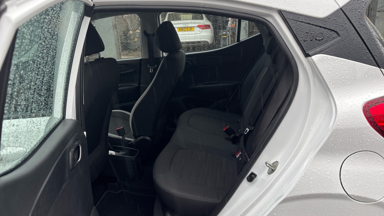 Hyundai i10 1.0 [63] Advance 5dr [Nav] Petrol Hatchback